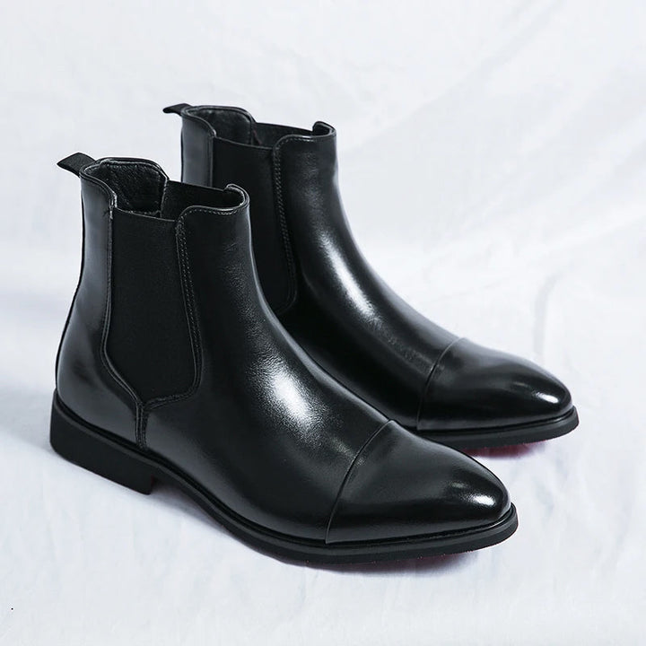Orrin Signature Leather Chelsea Boots
